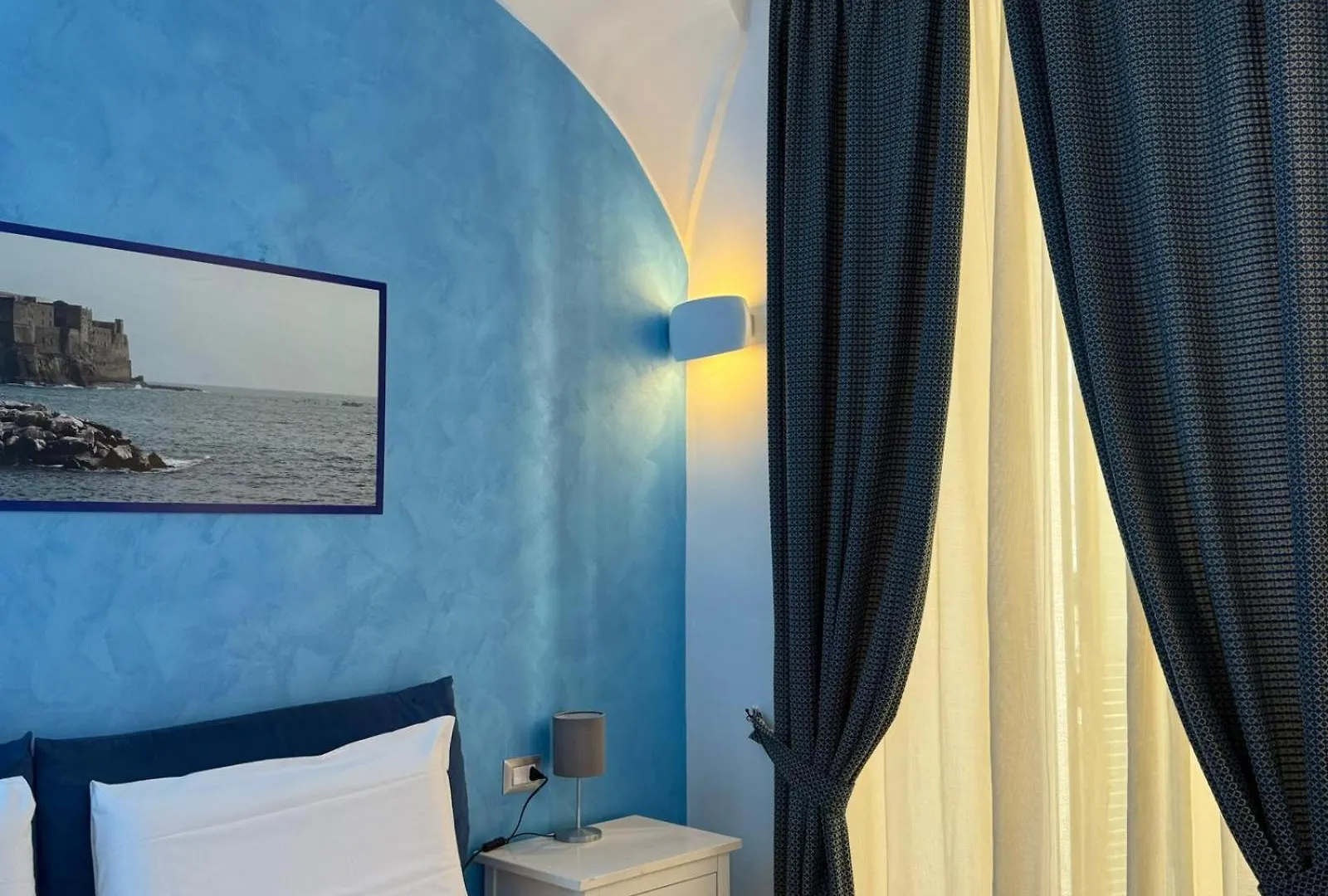 Chiaia Suites Neapel 2*,  Italien