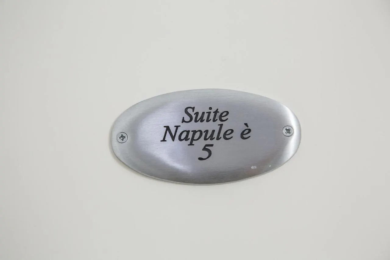 Chiaia Suites Naples Maison d'hôtes