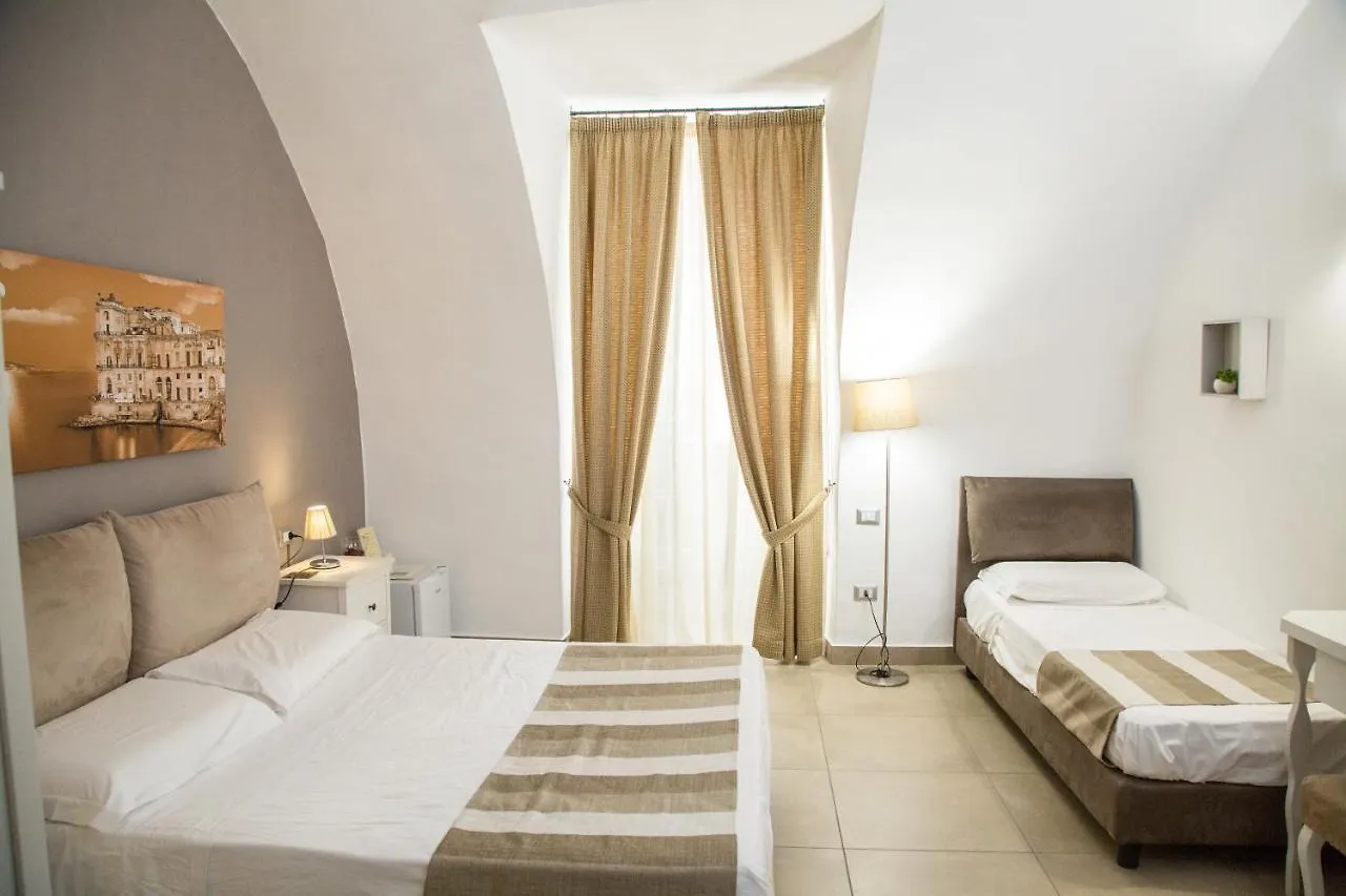 Chiaia Suites Νάπολη